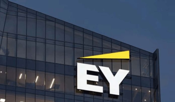 شركة “EY” تطلق أداة لإدارة العقود الذكية على الايثيريوم