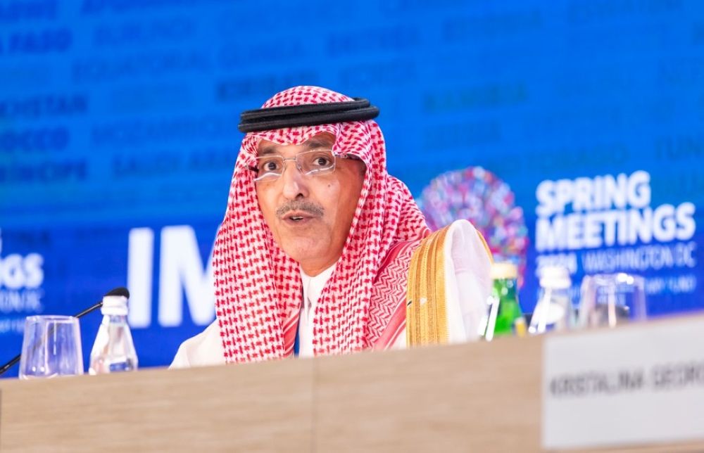 "الجدعان" يؤكد أهمية تطبيق سياسات فعّالة لتعزيز المرونة والاستدامة