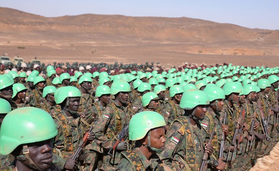مضادات الجيش السوداني تسقط مسيرتان انتحاريتان حاولتا استهداف الفرقة الثالثة مشاة بمدينة شندي