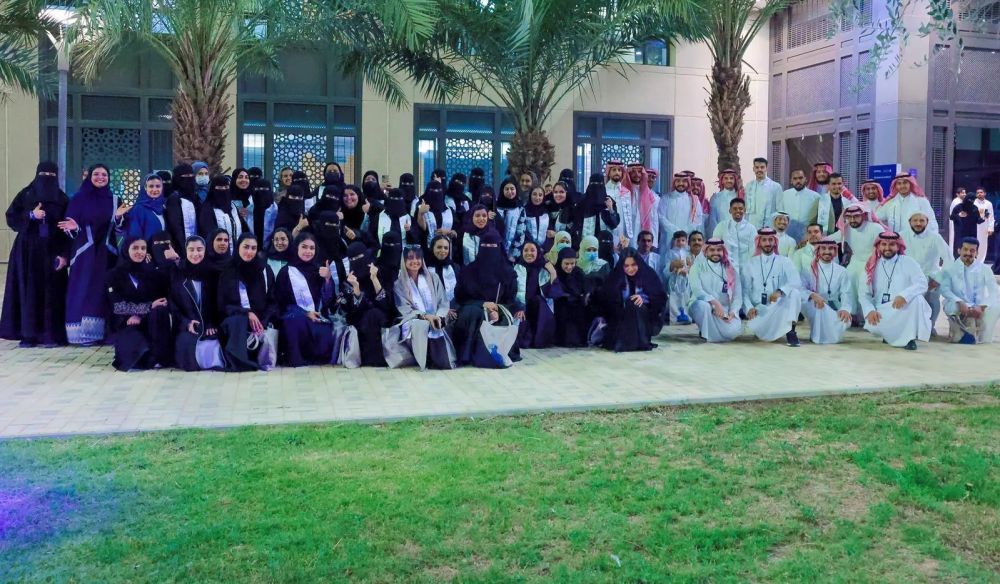 أكاديمية طويق تحتفي بتخريج طلاب معسكرات "أكاديمية ميتافيرس"