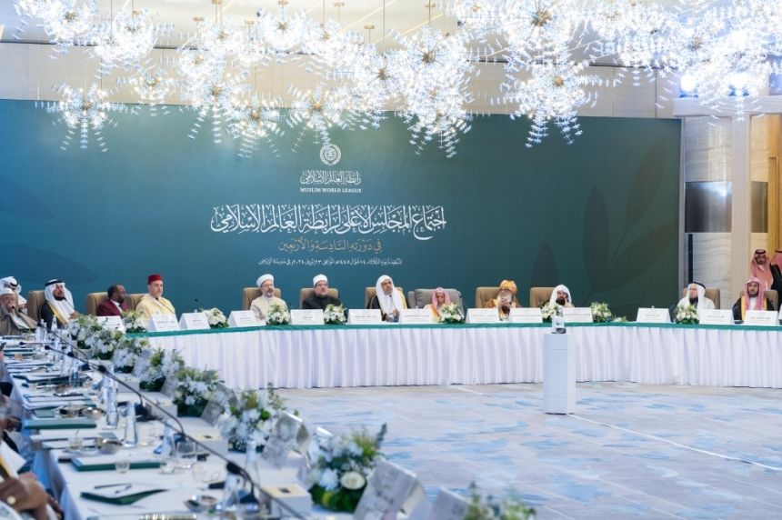 مفتي المملكة: السعودية حملت على عاتقها مسؤولية عظيمة تجاه المسلمين