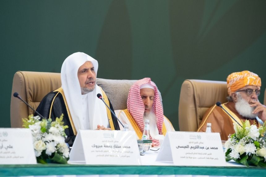 مفتي المملكة: السعودية حملت على عاتقها مسؤولية عظيمة تجاه المسلمين