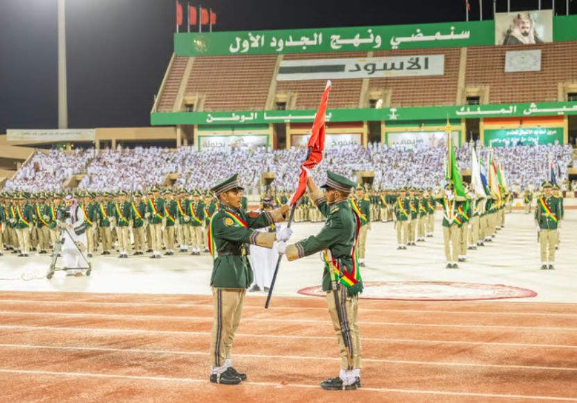 كلية الملك عبدالعزيز الحربية الأكثر بحثًا على جوجل (صور حفل تخريج الدفعة82)