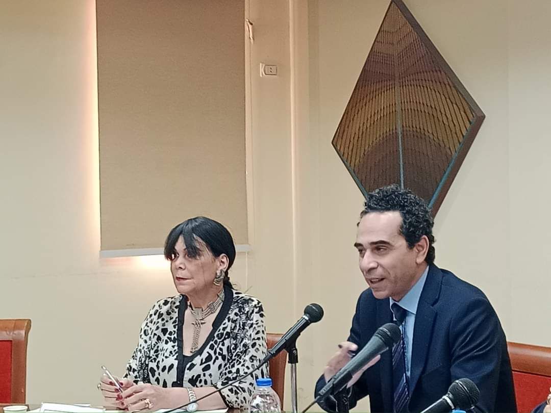 "تمويل العمل الثقافي بين الفرص و التحديات" نقاش بالأعلى للثقافة