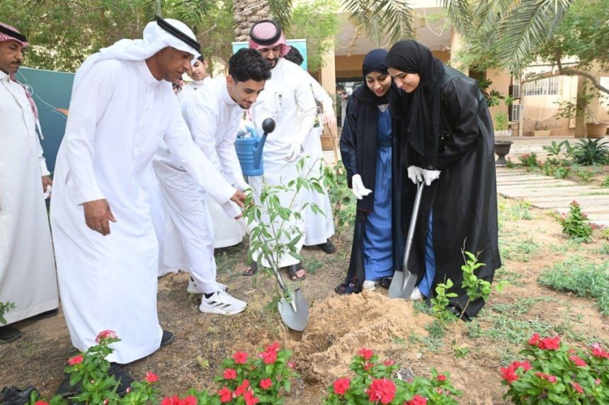 ​​​​​​​السديس: الحفاظ على المحميات واجب ديني ونشر الثقافة البيئية مطلب وطني