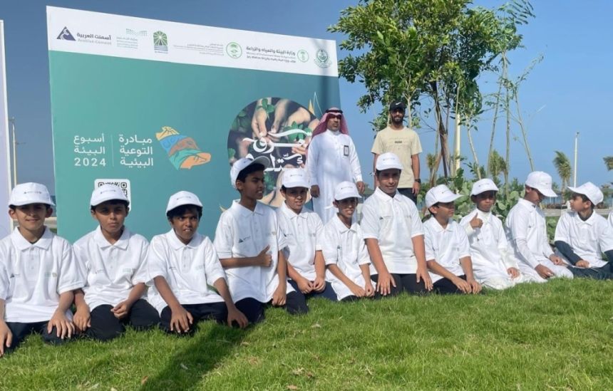 بالصور.. زراعة وتنظيف الواجهة البحرية ضمن أسبوع البيئة في رابغ