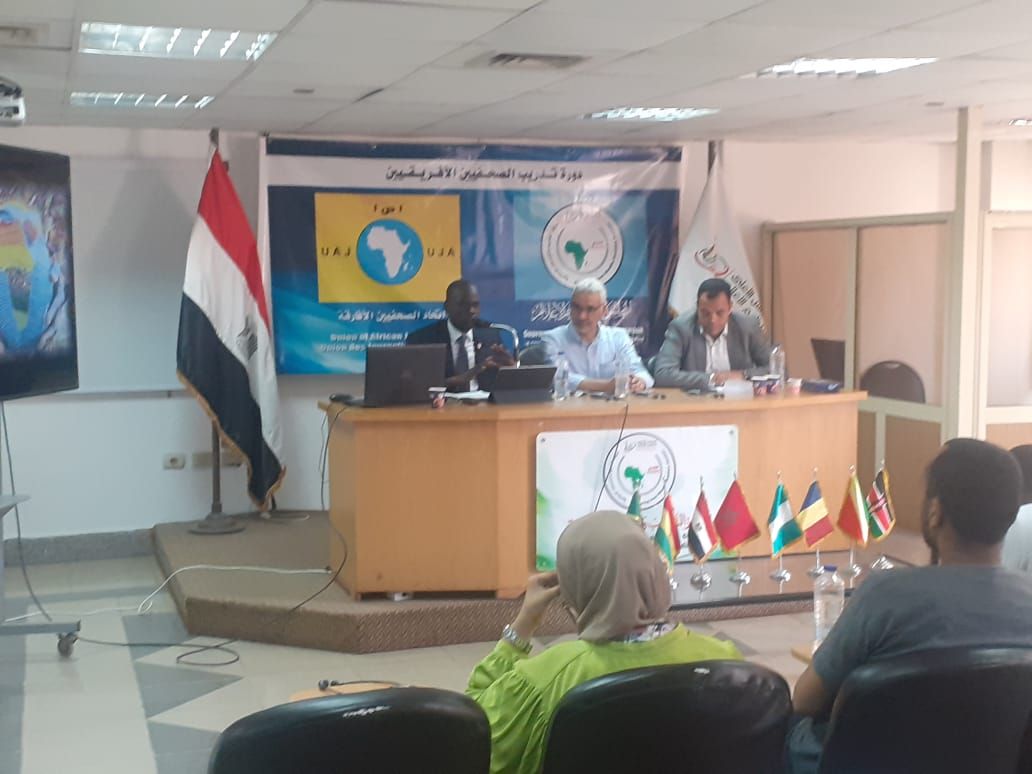 نقيب الصحفيين التشاديين لـ"الخليج 365" يشكر الاتحاد الأفارقة ومصر علي دورهم البارز في القارة