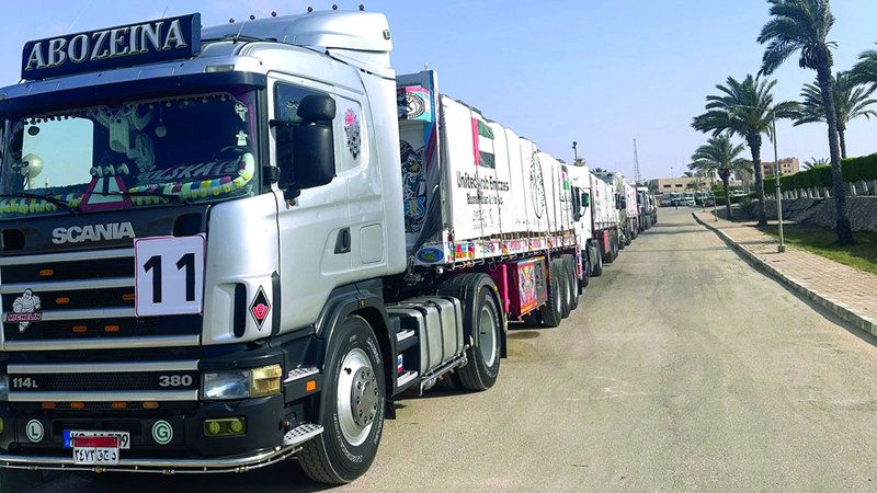 الامارات | دخول 12 شاحنة مساعدات إماراتية إلى غزة