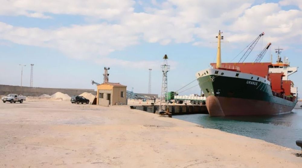 مصر.. إعادة فتح ميناء العريش البحري بعد تحسن حالة الطقس