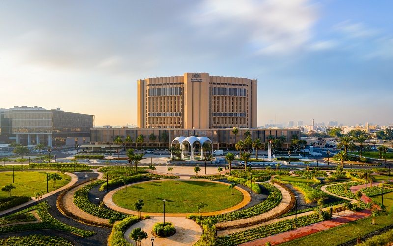 الامارات | مستشفى دبي يجري عملية استئصال ناجحة لأكبر ورم في الغدة الكظرية على مستوى العالم