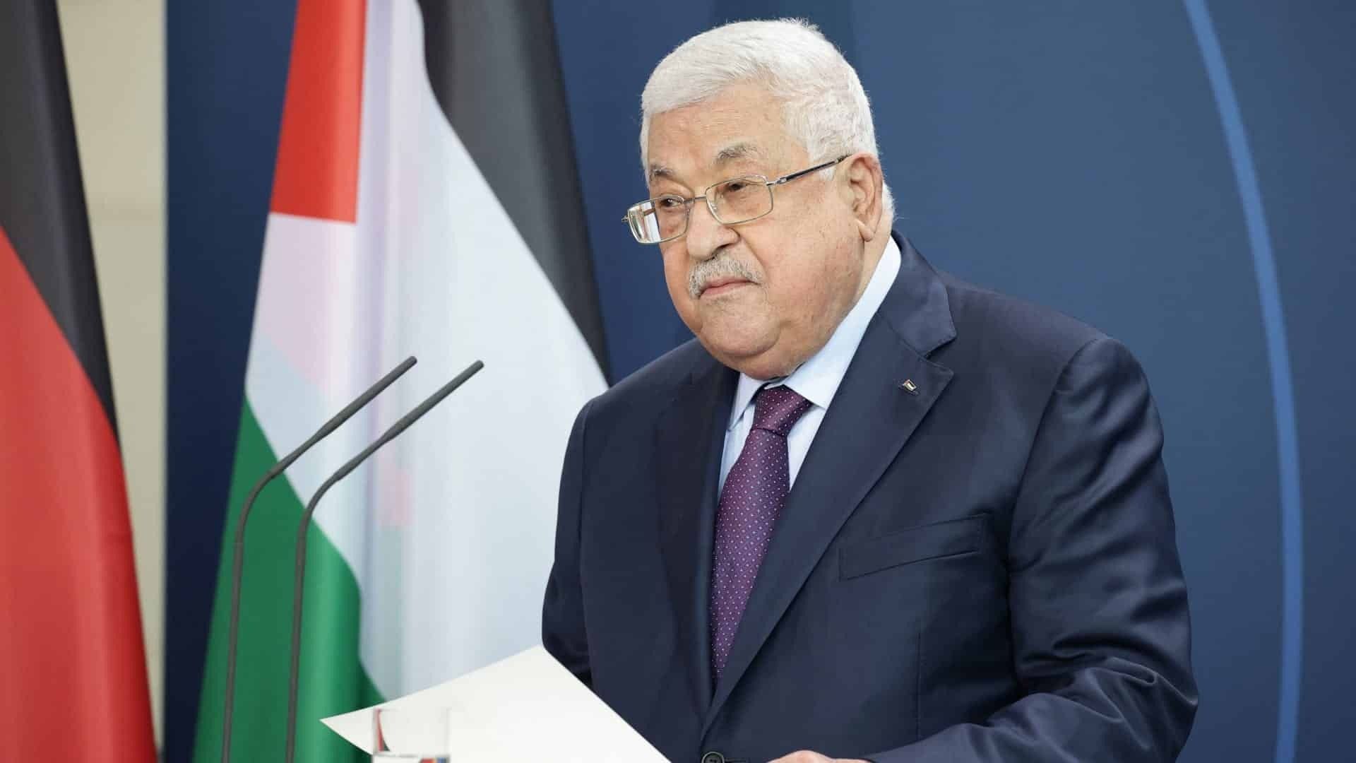 الرئيس الفلسطيني يرحب بالتوصل لاتفاق لوقف إطلاق النار في غزة