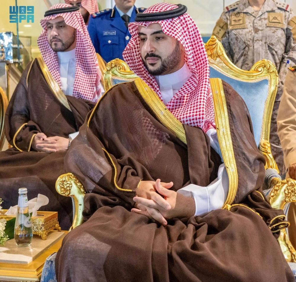 وزير الدفاع يرعى حفل تخريج الدفعة 21 من طلبة كلية الملك عبدالله للدفاع الجوي