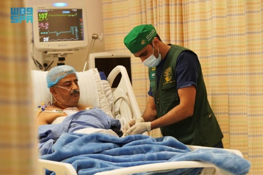 منها مشروع نور السعودية.. مركز الملك سلمان يواصل جهوده الإغاثية بـ5 دول