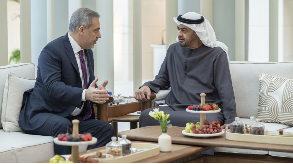 الامارات | رئيس الدولة يؤكد دعم الإمارات لجهود تحقيق الأمن والاستقرار والسلام الإقليمي والدولي