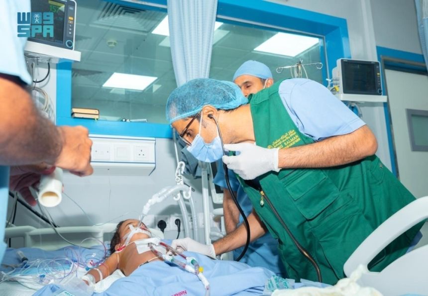 منها مشروع نور السعودية.. مركز الملك سلمان يواصل جهوده الإغاثية بـ5 دول