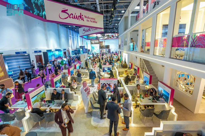 السعودية | “هيئة السياحة” تختتم مشاركتها بمعرض سوق السفر العربي بتوقيع 40 مذكرة وشراكة وجائزة أفضل منصة أعمال