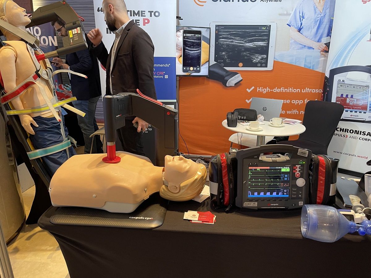 الامارات | مؤتمر العناية الحرجة بدبي يكشف عن جهاز إنعاش عن بعد ودواء مزدوج لعلاج الإلتهابات