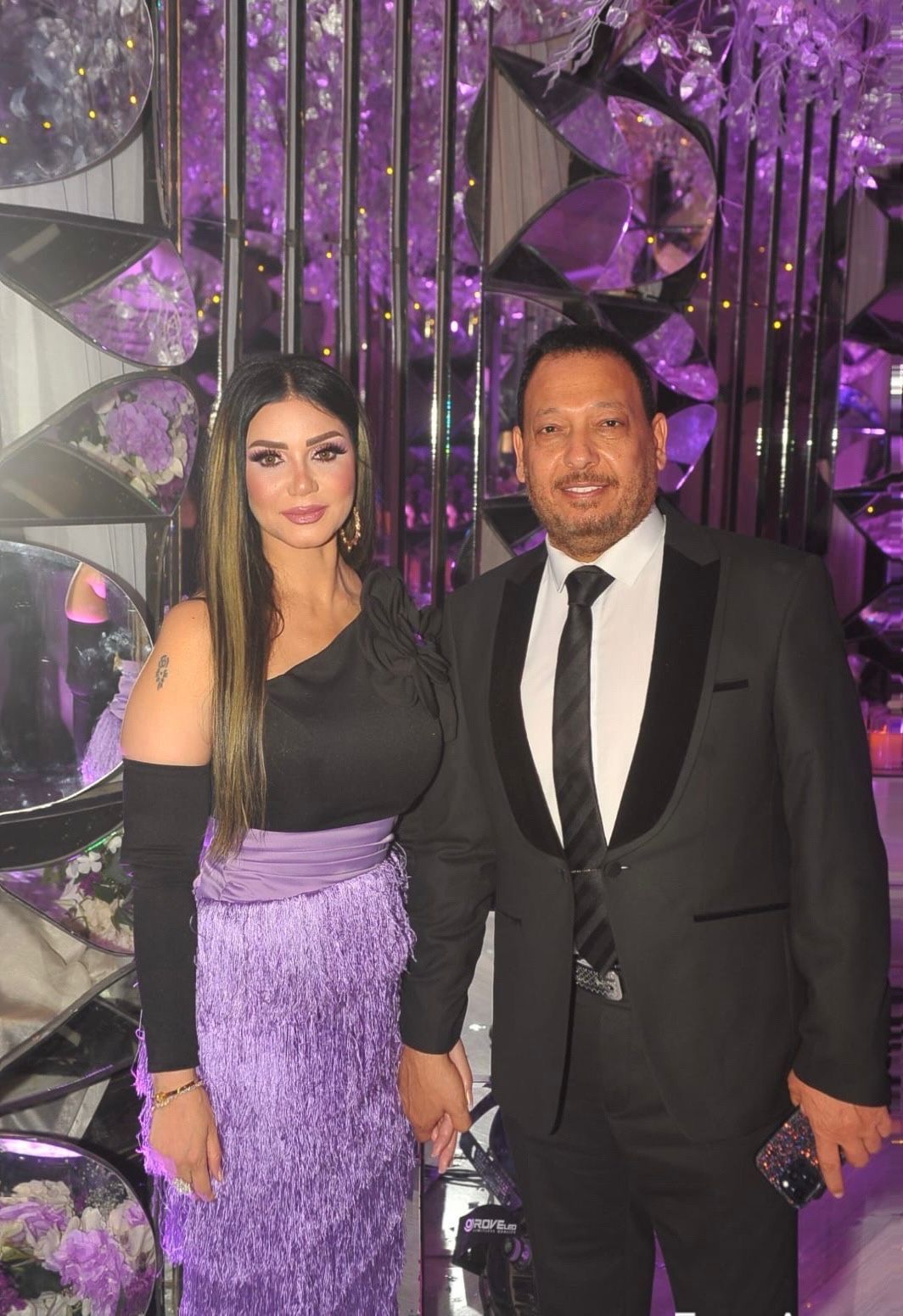 إيناس عز الدين تخطف الأنظار بحفل زفاف ابنة مصطفى كامل (صور)