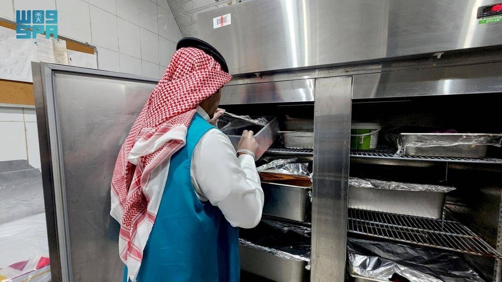 حملات وجولات على مدار الساعة لسحب مايونيز التسمم