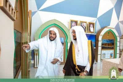النيابة: إيقاف مواطن احتال على ضحاياه بالاستيلاء على مجوهراتهم
