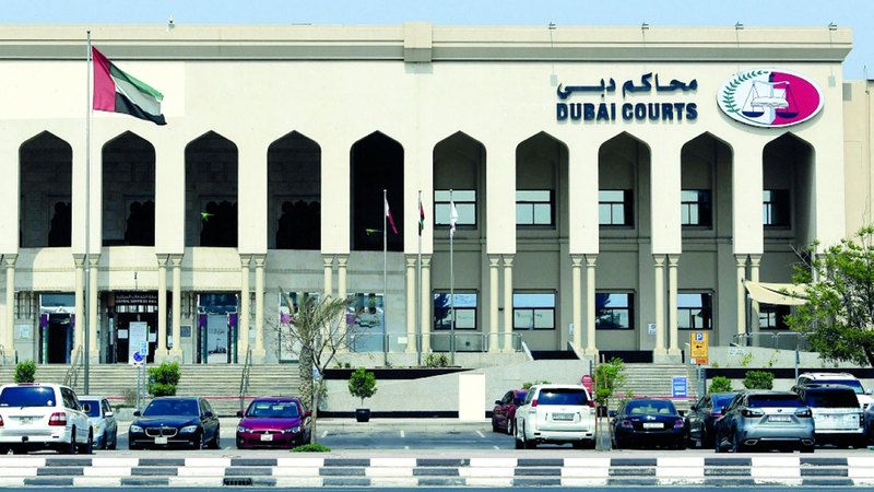 الامارات | موظف يختلس 800 ألف درهم ويحولها بمشاركة آخرين إلى عملة رقمية