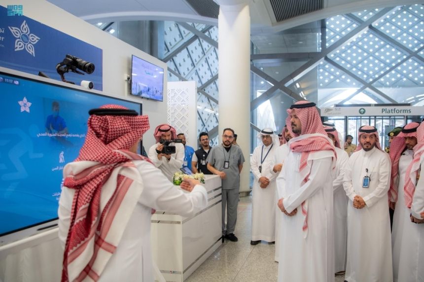 أمير المدينة المنورة: تجويد مستوى الخدمات المقدمة لضيوف الرحمن
