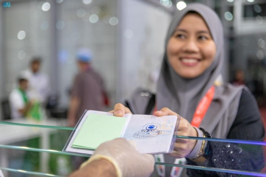 "الداخلية" تطلق ختمًا خاصًا للمستفيدين من "طريق مكة"