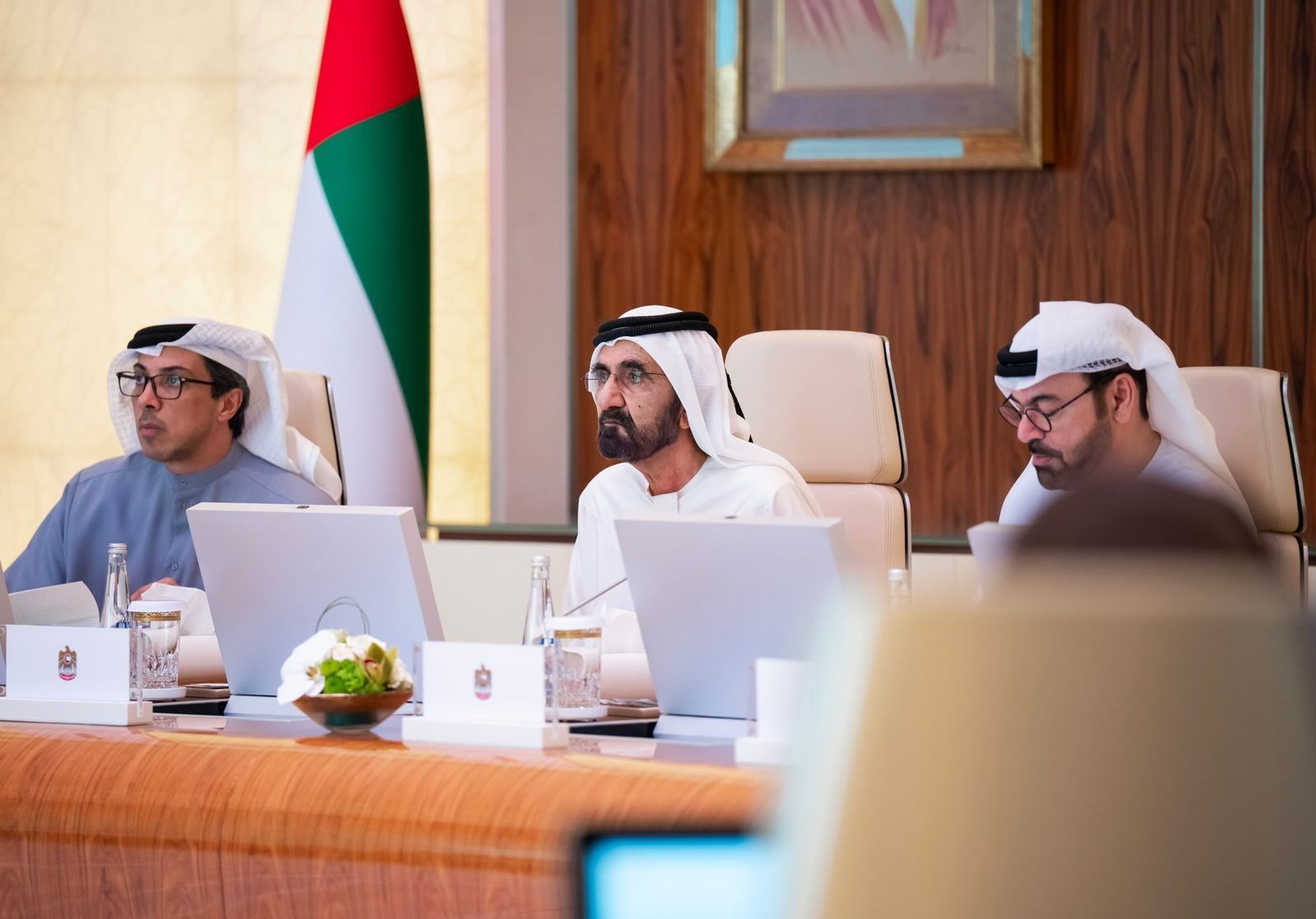 الامارات | مجلس الوزراء يعتمد نظام "الإقامة الزرقاء" لمدة 10 سنوات