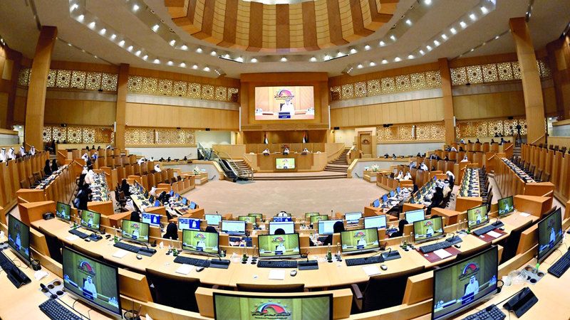 الامارات | تقرير برلماني: ربط منحة الزواج بمستوى الدخل لا يخدم أصحاب المؤهّلات العليا