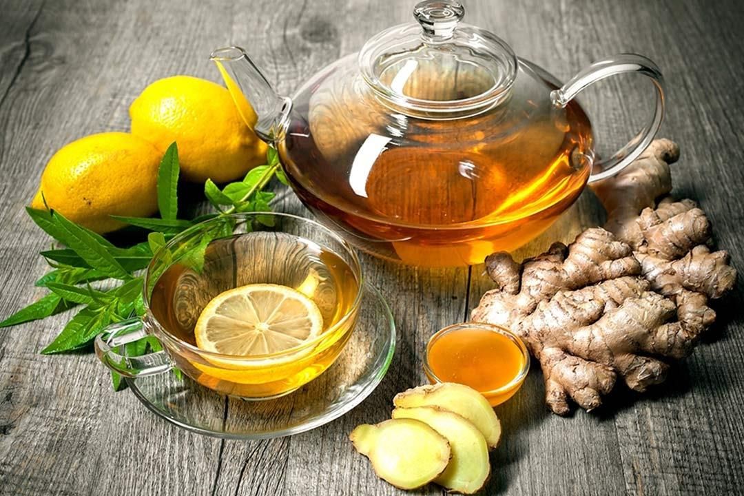 الليمون والزنجبيل..  فوائد مذهلة لتحسين الهضم وتخفيف الغثيان وتعزيز المناعة