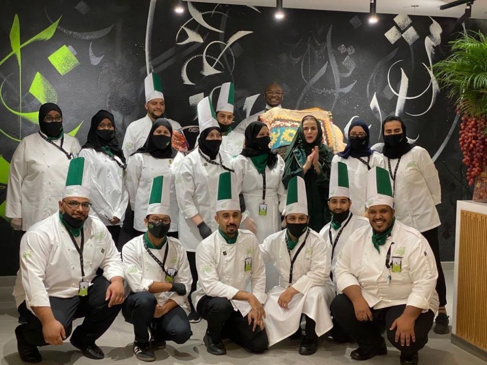 تخريج 371 سعوديا لسوق العمل في "فنون الطهي"