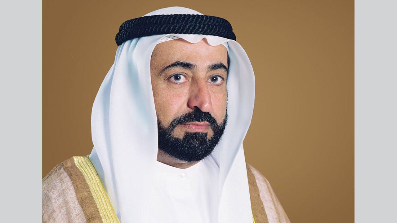 الامارات | حاكم الشارقة يعين 32 مواطناً في "الدفاع المدني" و"الثروة السمكية"