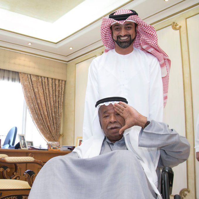 الامارات | عمار النعيمي ناعيا الشاعر ربيع بن ياقوت: رحل فاكهة الشعر الإماراتي