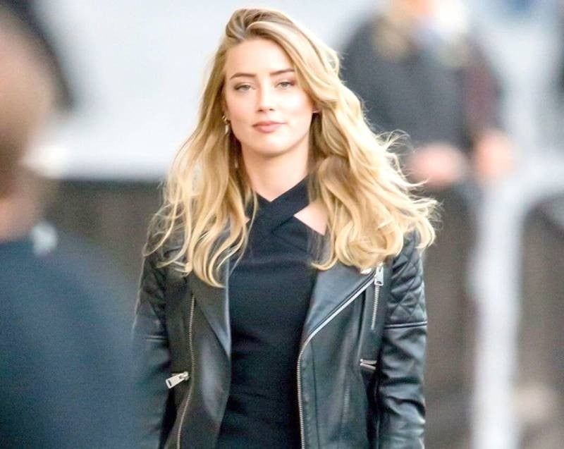 جوني ديب ينتقد صناعة السينما في هوليوود.. ألقتني فى سلة المهملات