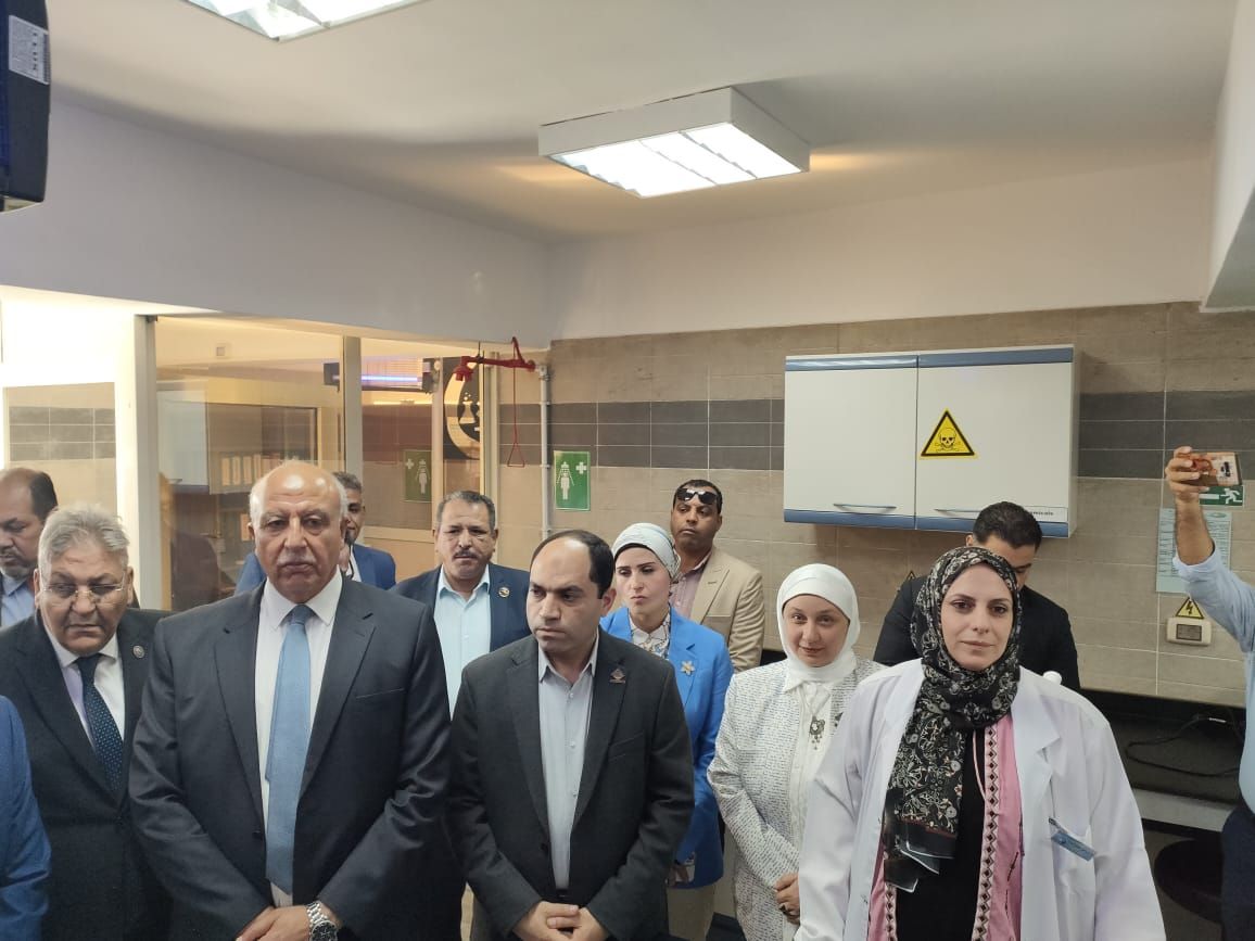 وفد محلية النواب يتفقد مشروعات إسكان ومحطة تحلية مياه وأسواق بالبحر الأحمر