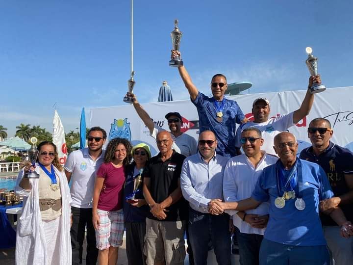الصيد يتوج ببطولة هليوبوليس الدولية لسباحة الأساتذة