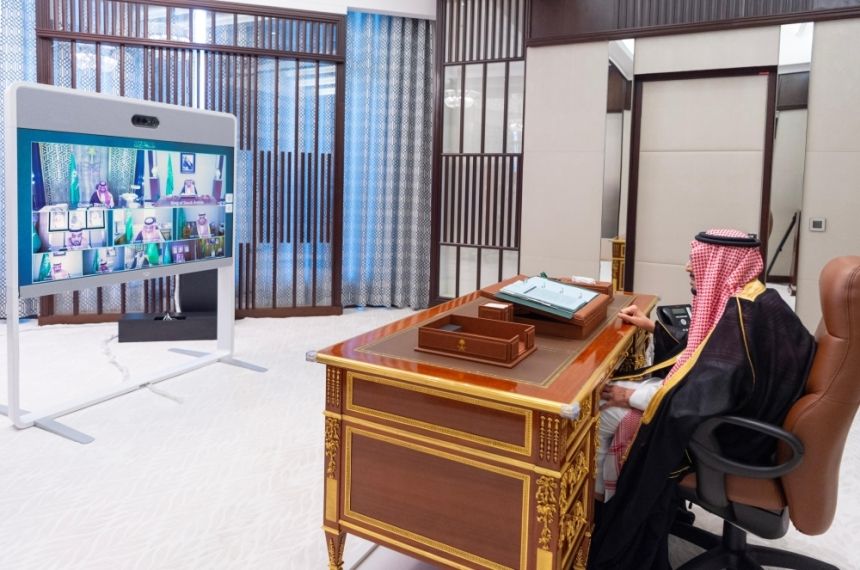 خادم الحرمين يشكر أبنائه وبناته شعب المملكة على مشاعرهم ودعواتهم الطيبة