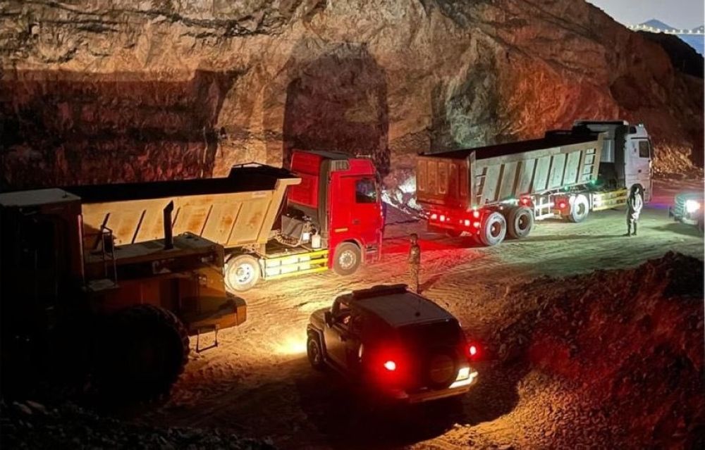 "الأمن البيئي" تضبط 3 مخالفين لاستغلال الرواسب بمكة المكرمة