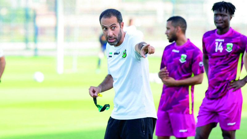 الامارات | 4 مدربين صمدوا في «الهواة».. أبرزهم البرتغالي بيريرا