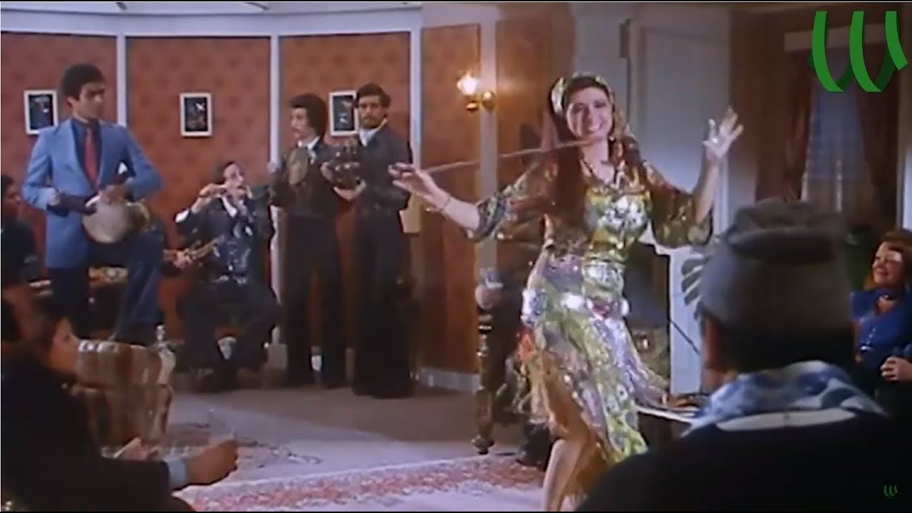 نبيلة عبيد| سبب انتظارها لـ رقص مي عمر.. وعلاقة فيلم الراقصة والسياسي