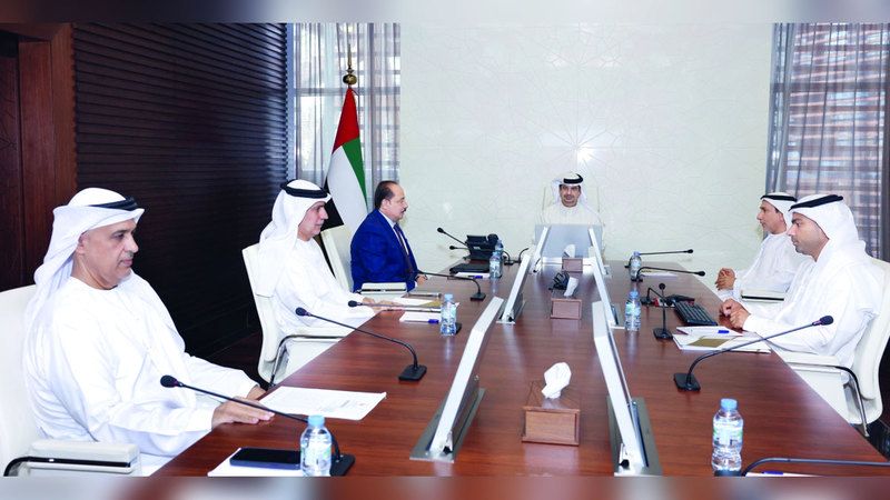 الامارات | «قضاء أبوظبي» توقف قيد خبيرين