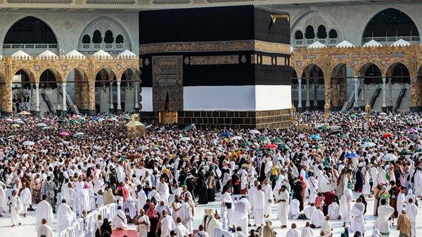 خدمات جديدة ومبتكرة للحجاج وتقنية جديدة للطرق