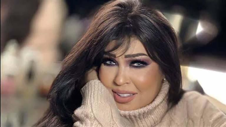 28 صورة أثارت الجدل لفيفي عبده - إطلالات غريبة وتسريحة شعر صادمة