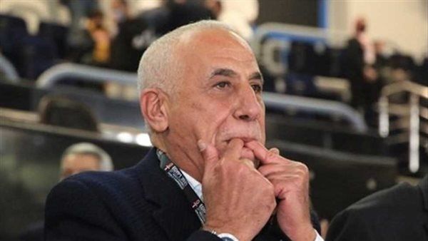 عضو الزمالك: أزمة إيقاف القيد سيتم حلها ومجلس لبيب يعمل لا يتحدث