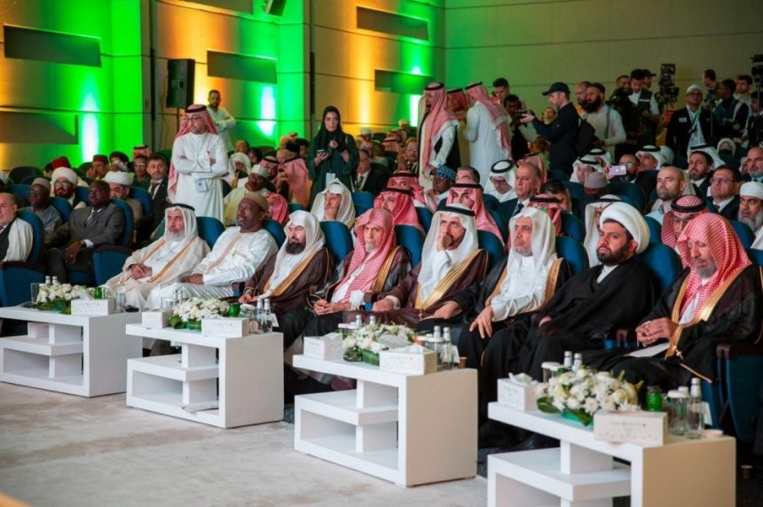 السديس: الحج بلا تصريح مخالف للتعليمات ويجب عدم التحايل على الأنظمة