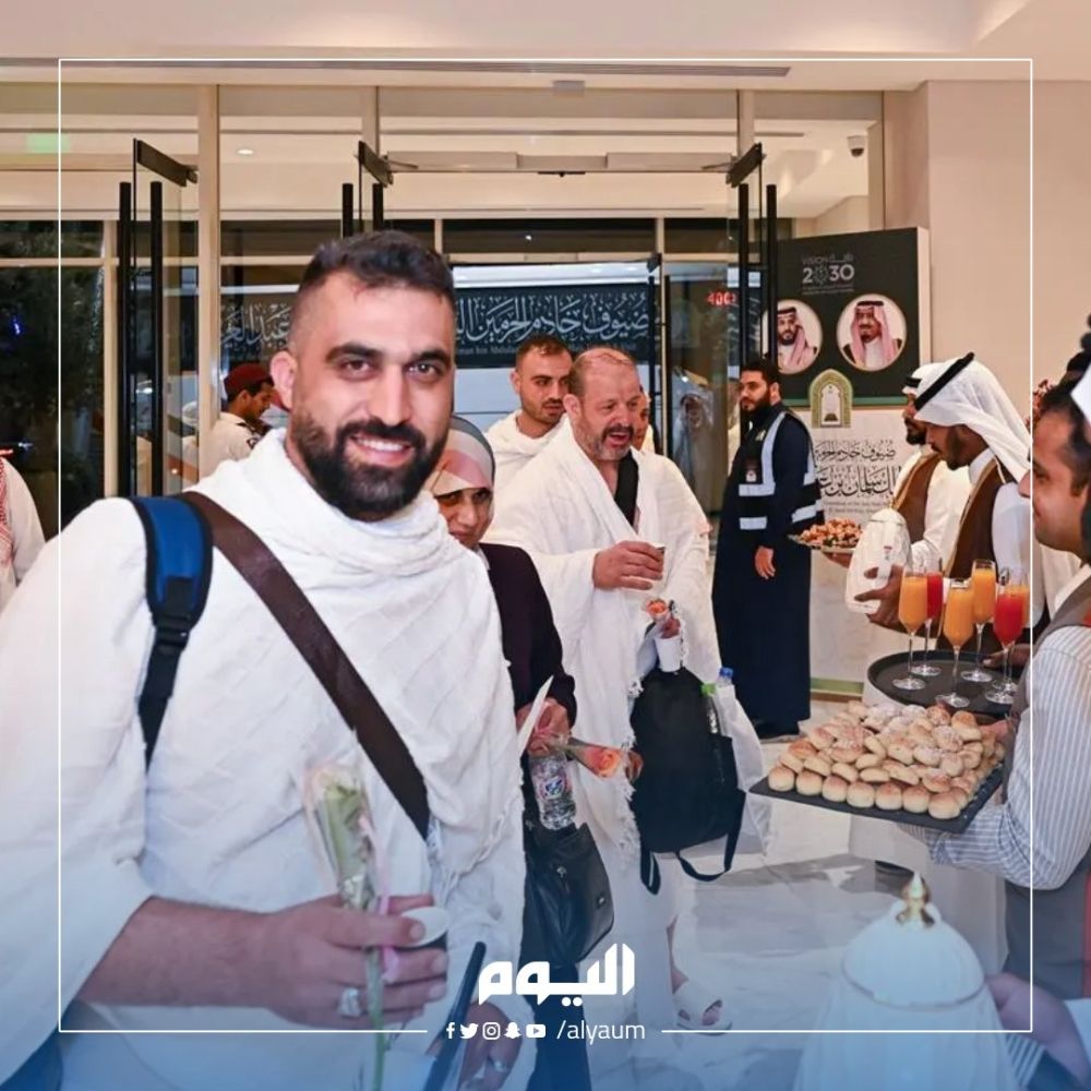 سفير المملكة لدى الأردن يودع الدفعة الأولى من حجاج دولة فلسطين
