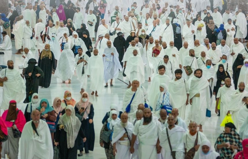 اعتماد تطبيق ”توكلنا“ قناة إضافية إلزامية للخدمات الحكومية