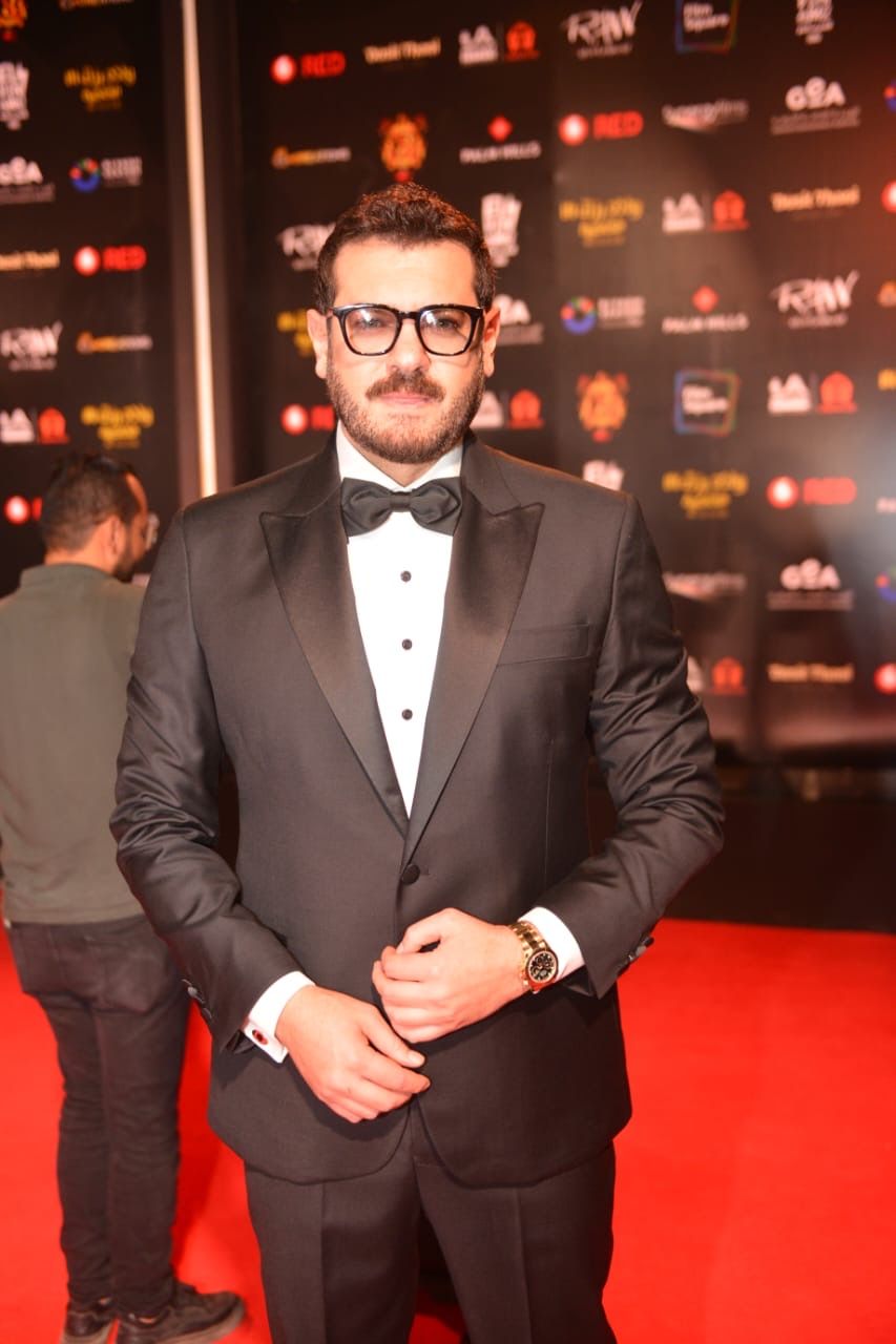 عمرو يوسف .. محور الشر في ولاد رزق 3