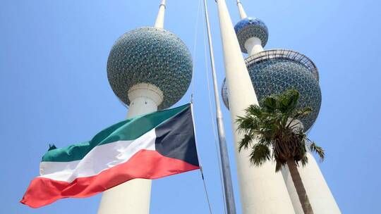 الخليج اليوم .. الكويت تتخذ قرارا هاما بشأن جميع مواطني مجلس التعاون الخليجي