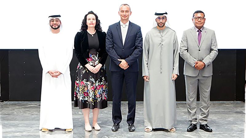 الامارات | أكاديمية أنور قرقاش تطلق آلية لتسهيل جهود التمويل المناخي